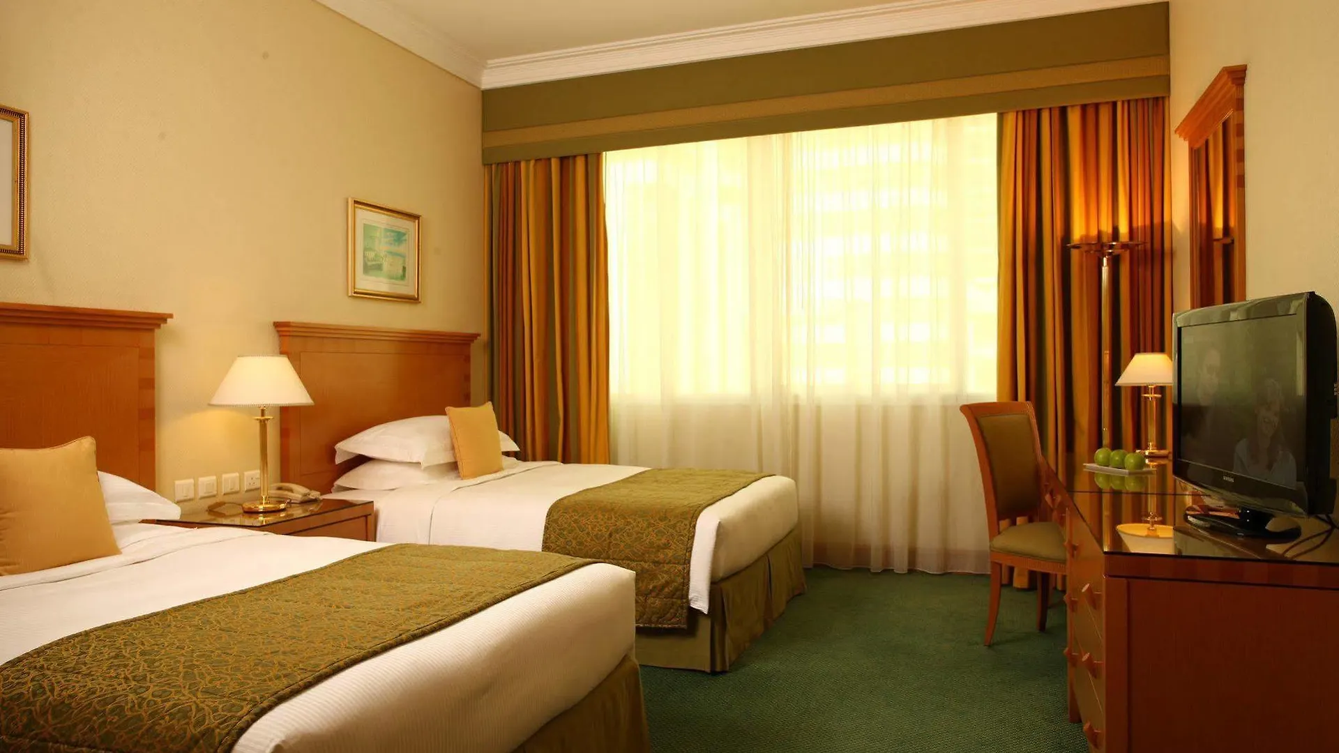 Al Maha Arjaan By Rotana Aparthotel Abu Dhabi 4*,
