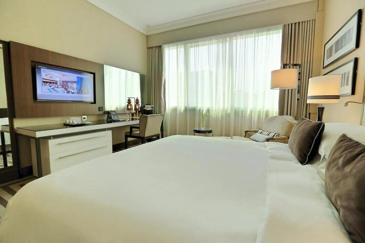 Al Maha Arjaan By Rotana Aparthotel Abu Dhabi 4*,